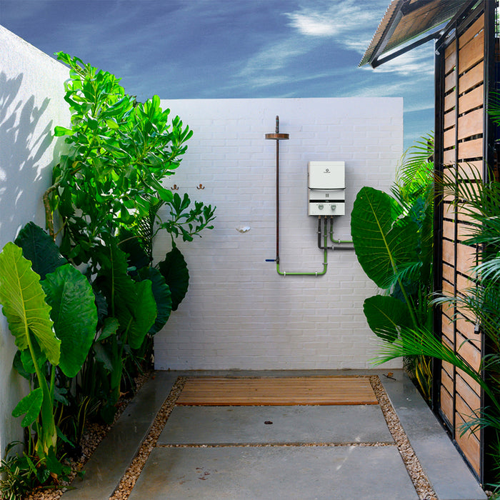 Eccotemp Luxé 1.85 GPM 52K BTU Portable Outdoor Tankless Water Heater